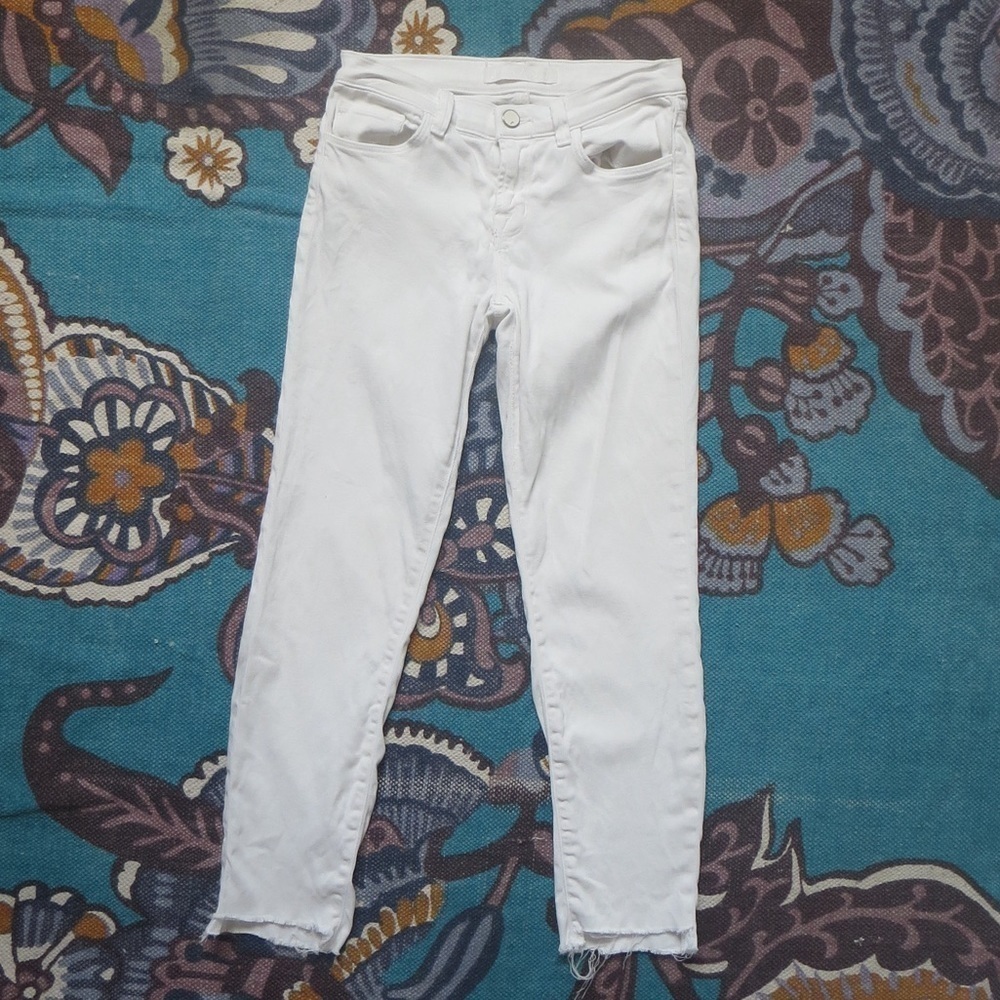 J Brand Raw Hem White Jeans, Size 25 🔴CLEARANCE🔴